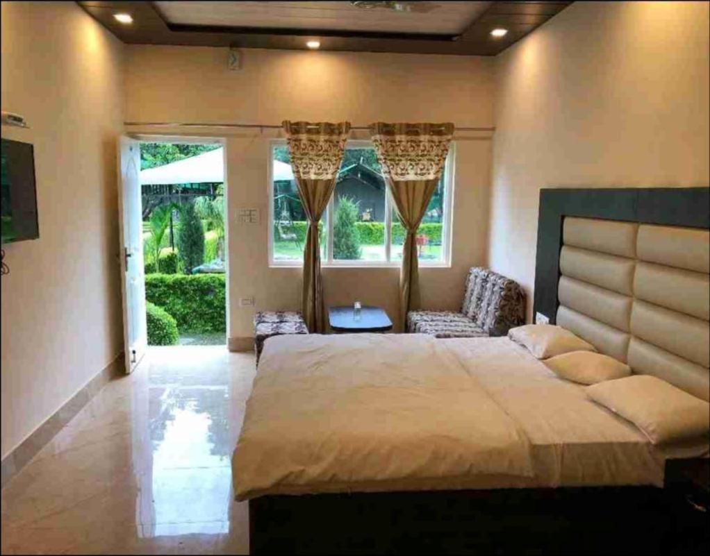 Midway Resort Rishīkesh Εξωτερικό φωτογραφία