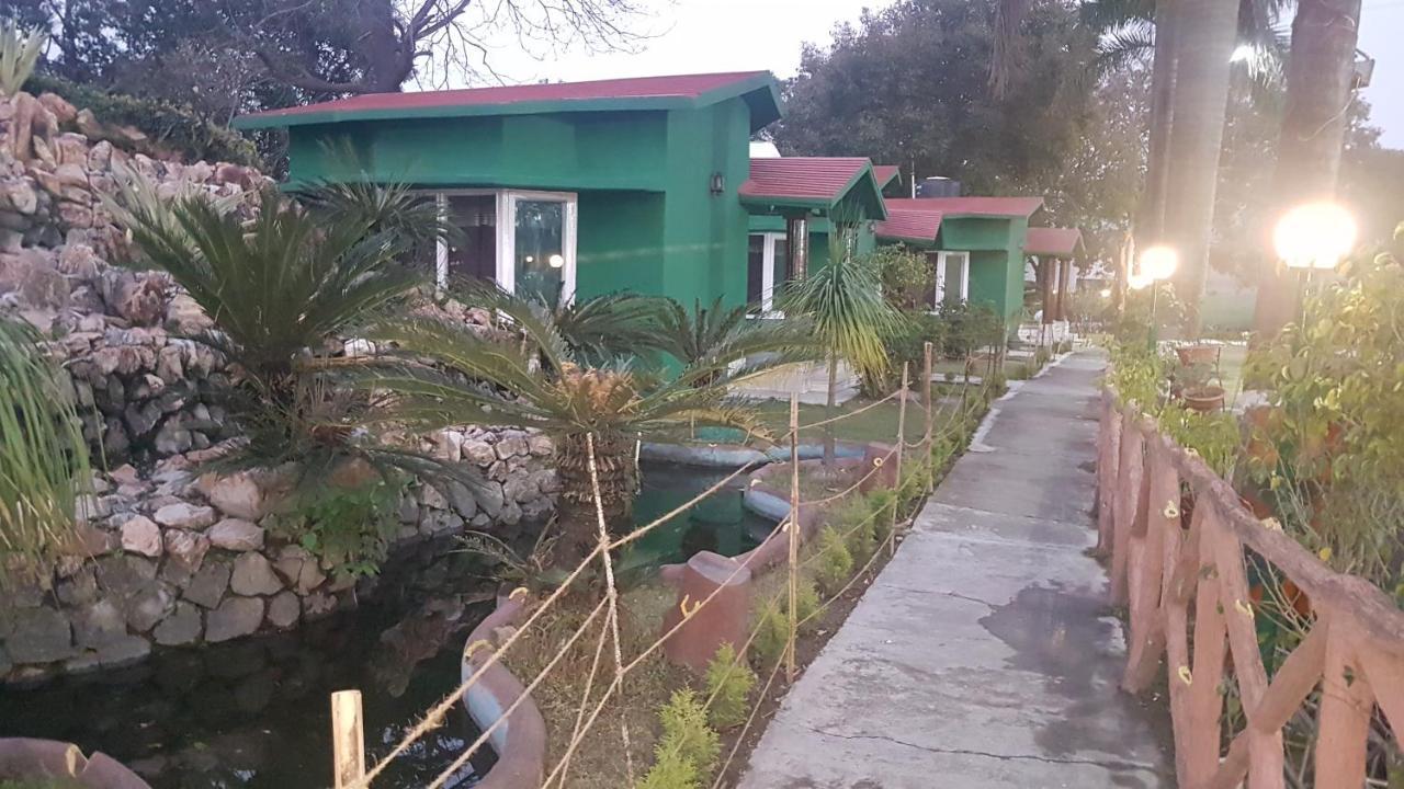 Midway Resort Rishīkesh Εξωτερικό φωτογραφία